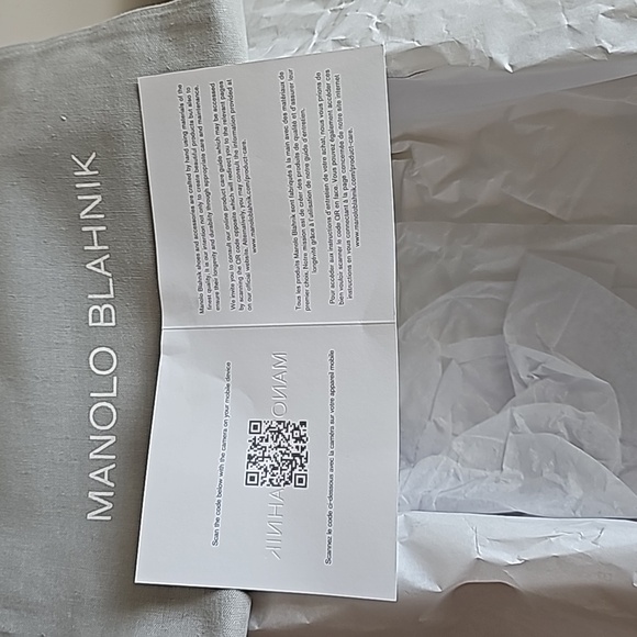 Manolo Blahnik Campari Patent Mary Jane Pumps - Picture 11 of 11